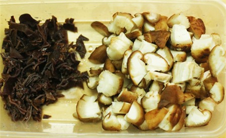 Giò xào giòn giòn cho cỗ Tết thêm ngon - 2