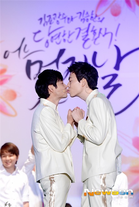 Những đám cưới đồng tính nổi tiếng của sao thế giới 12