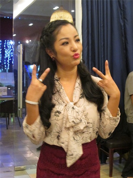 thuy-nga-bo-chay-khong-dam-kien-tung-sau-nhat-ky-to-ong-namuyh