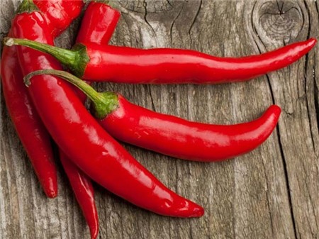 10 thực phẩm giúp bạn giảm đau tức thì trong mọi trường hợp