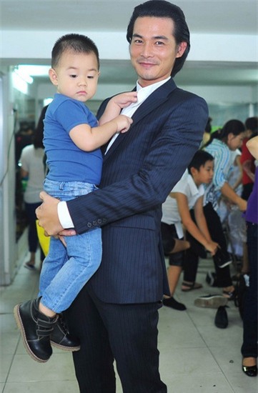 Lê Phương đưa bằng chứng Quách Ngọc Ngoan từ chối cấp dưỡng nuôi con 3