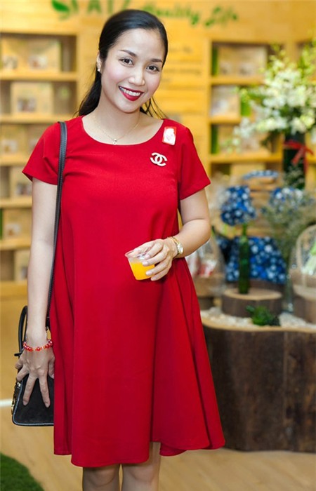 3 mốt váy được sao Việt yêu thích khi mang bầu - 4