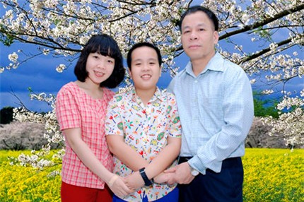 Gia đình Đỗ Nhật Nam. Chị Phan Hồ Điệp