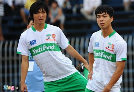 Tuấn Anh và Xuân Trường mới là những cầu thủ để lại nhiều ấn tượng nhất trong lối chơi của HAGL