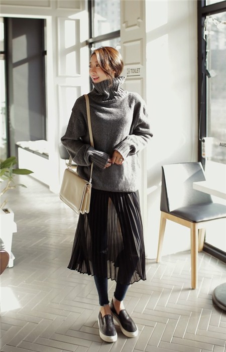 Diện váy hè giữa mùa đông - Tuyệt chiêu trị những ngày 