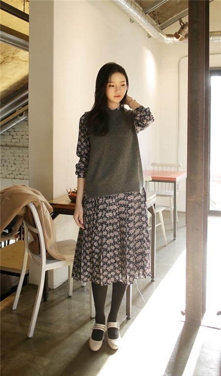 Diện váy hè giữa mùa đông - Tuyệt chiêu trị những ngày 