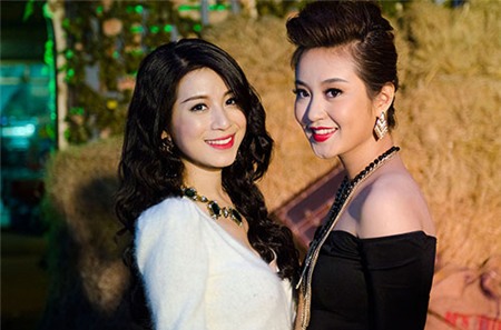 the-he-hotgirl-viet-nam-doi-dau-va-cai-dop-ba-me-don-than7