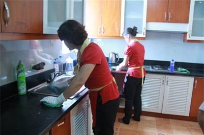 Công việc dọn nhà tuy vất vả nhưng cho thu nhập cao.