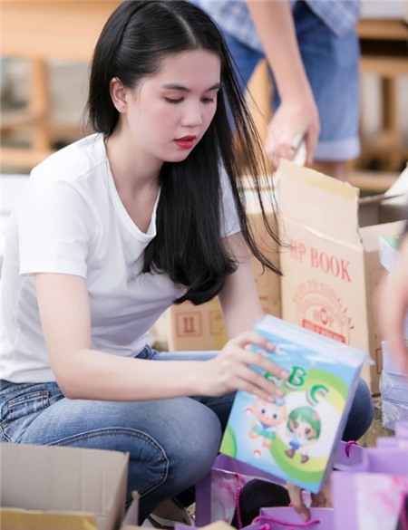 Những màu tóc "đánh tụt" nhan sắc kiều nữ Việt 3