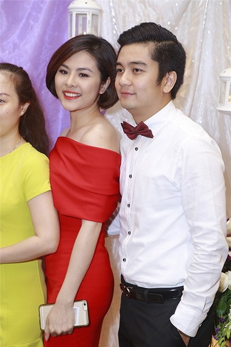 Vân Trang khoe người yêu trong đám cưới Huỳnh Đông - 3