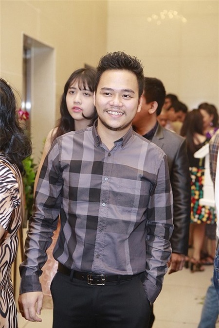 Vân Trang khoe người yêu trong đám cưới Huỳnh Đông - 10