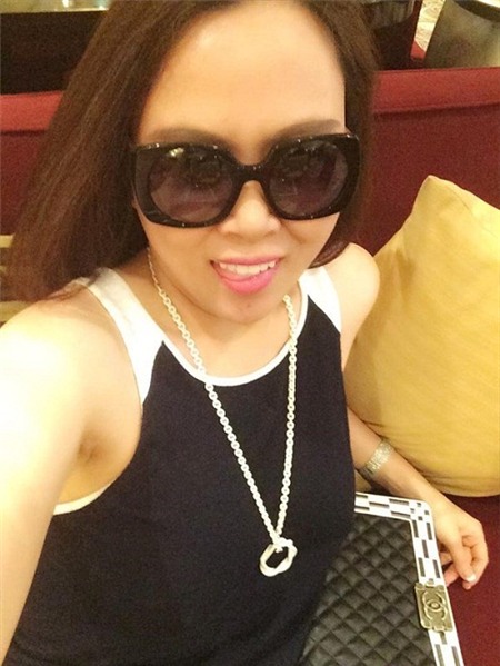 Đại gia Phượng Chanel là một nữ doanh nhân nổi tiếng trong giới showbiz.