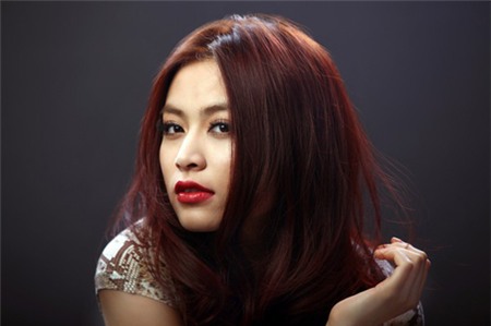 Top 5 sao Việt gợi cảm nhất với son đậm - 9