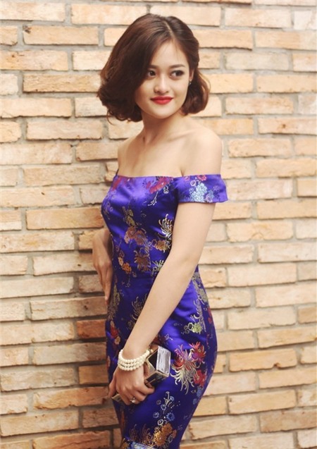 'Tủi thân vì gia đình phản đối cảnh nóng với Trần Bảo Sơn'