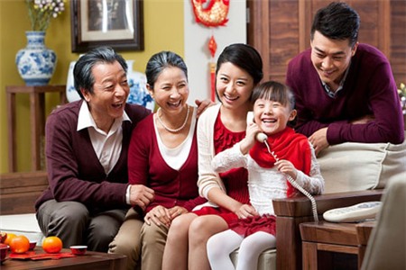 tiêu-Tết, chi-tiêu, công-sở, chị-em, sắm-Tết, chơi-Tết