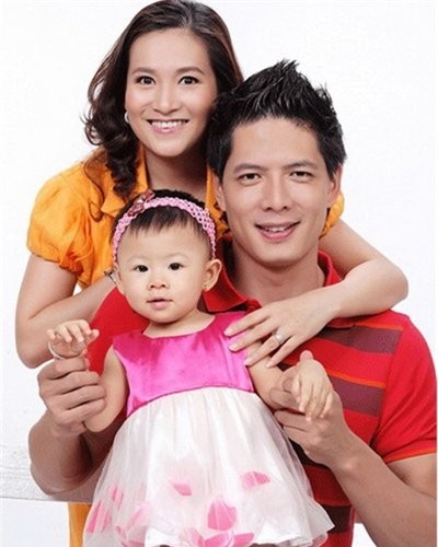 Phản ứng của mỹ nhân Việt khi vướng nghi án 'cướp chồng'