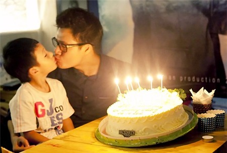 Khoảnh khắc làm