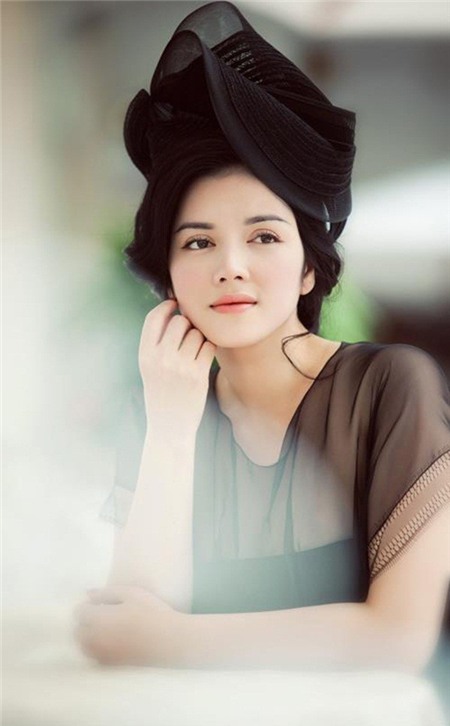 Sao Việt xấu - đẹp với phong cách quý tộc