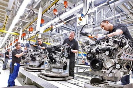 xe-ô-tô, công-nghiệp-ô-tô, xe-việt, động-cơ, nhà-máy, sản-xuất, giá-rẻ, xe-sang