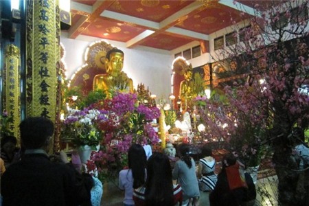 Tuổi khắc với năm Ất Mùi nên chọn ai xông đất? - 1