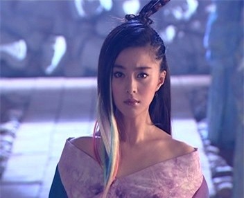 Phạm Băng Băng và những lần khoe ngực đầy trên màn ảnh