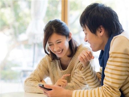 Chính phủ Nhật Bản chi hàng triệu USD để khuyến khích thanh niên hẹn hò, tìm bạn đời và sinh con. Ảnh minh họa: Blogspot.com