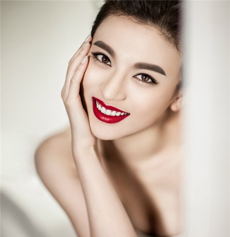 Chị em phát 'sốt' với miếng dán tạo mặt V-line không phẫu thuật - 4