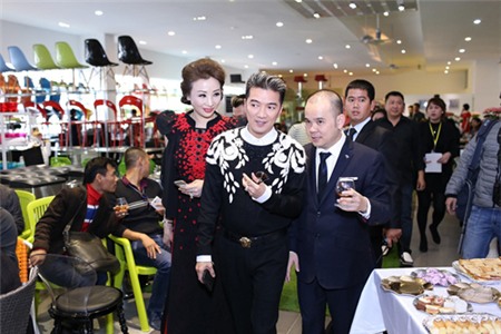 4 đại gia được nhiều sao hàng đầu showbiz Việt nể nang nhất 12