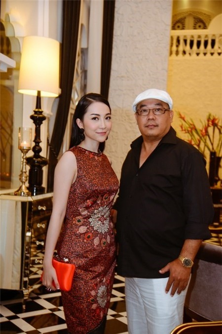 4 đại gia được nhiều sao hàng đầu showbiz Việt nể nang nhất 24
