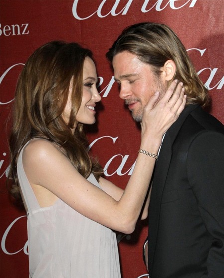 Angelina Jolie chủ động tránh mặt Brad Pitt để giải quyết mâu thuẫn 2