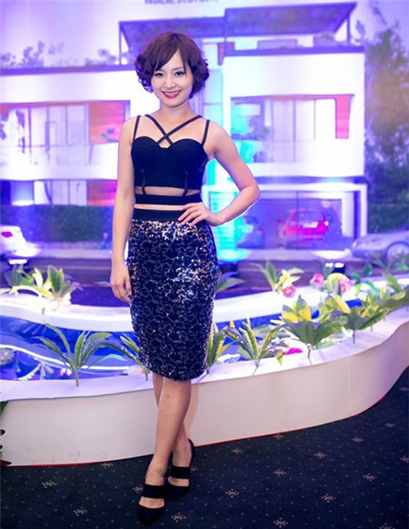 Diễn viên Lan Phương ngày càng nóng bỏng lạ lẫm - 10