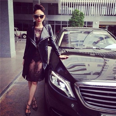 Giải mã phong cách sexy với tóc ngắn của Tóc Tiên 17