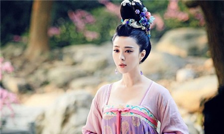 Rất nhiều người đồng tình với quan điểm này của biên kịch Tất Thành Công, trong đó có cả nữ diễn viên kì cựu Chương Tử Di.