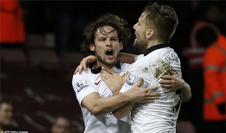 Nhung diem nhan sau tran hoa may man cua M.U truoc West Ham hinh anh