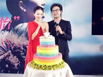 Chương Tử Di bất ngờ được cầu hôn công khai