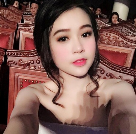 4 hot girl gợi cảm vẫn vắng bóng người tình