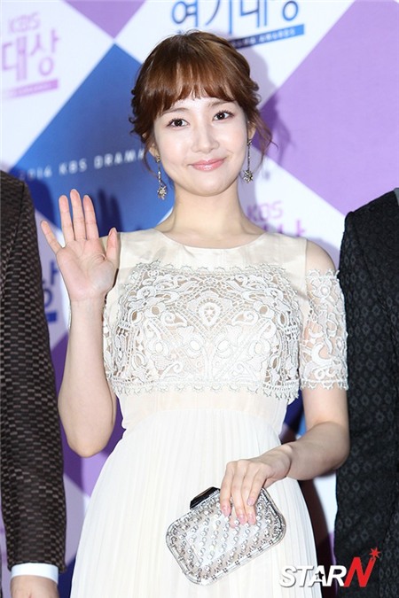 Giật mình những mỹ nam, mỹ nữ Hàn Quốc đang 