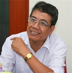 Nhà báo Nguyễn Lưu: