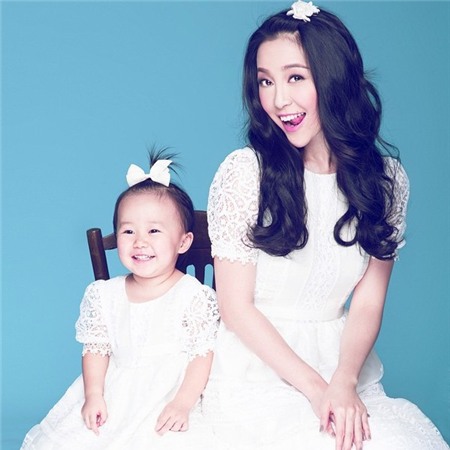 Đi tìm màu son thay thế son đỏ đang khiến sao Việt mê mẩn 11