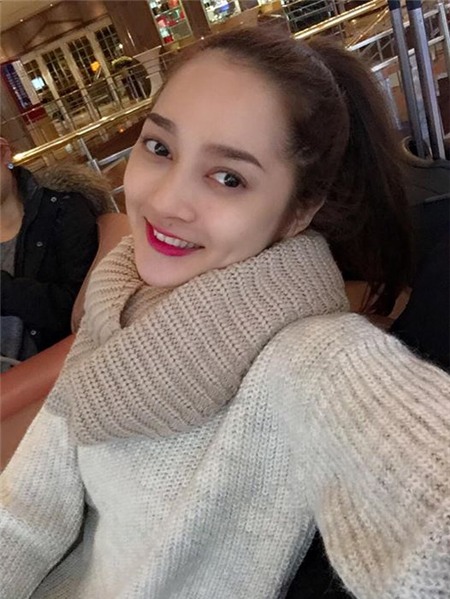 Đi tìm màu son thay thế son đỏ đang khiến sao Việt mê mẩn 18