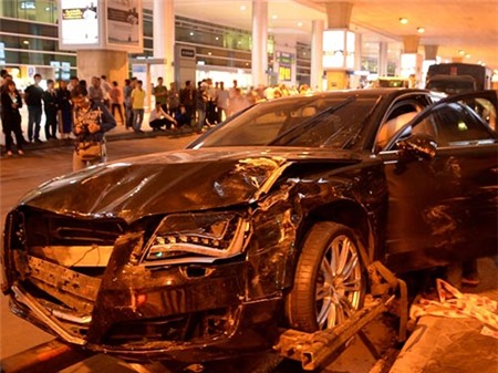 3 mỹ nhân Việt có xế hộp gây tai nạn kinh hoàng - 8