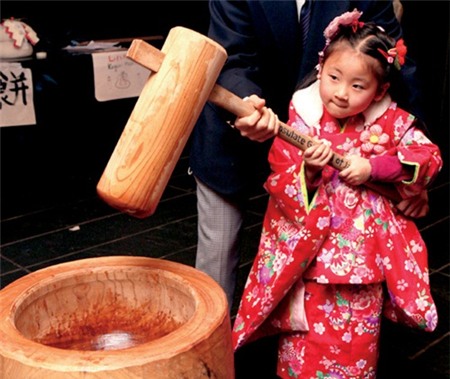 Học cách mẹ Nhật dạy con về ngày Tết truyền thống 3