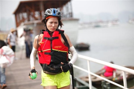 Năm 2014, Trang Trần ghi danh vào sân chơi Cuộc đua kỳ thú. Với tính cách mạnh mẽ, dám thử thách bản thân, Trang Trần nhận được sự yêu mến của nhiều khán giả. Song cô cũng không ít lần gây sóng gió cho BTC khi tố chương trình dàn xếp kết quả.