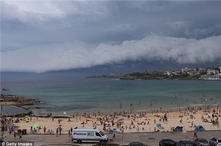 Sydney bất ngờ bị cơn bão mùa hè "tấn công" 5