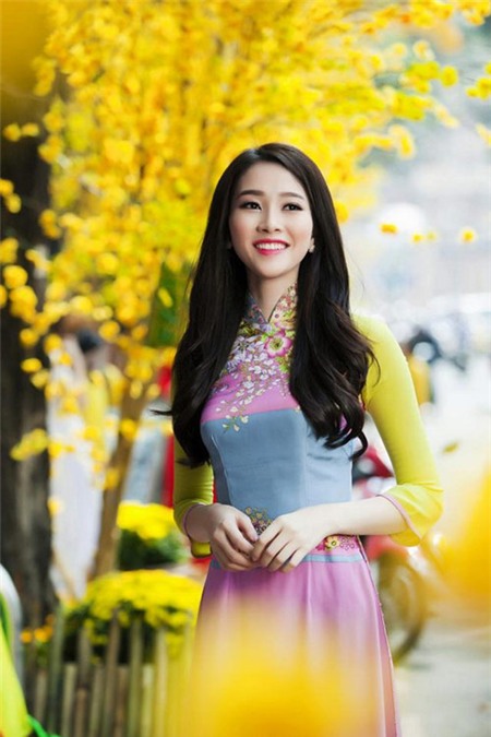 Khám phá sóng tóc xoăn mê hoặc mỹ nhân Việt - 13