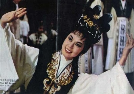 Đọ nhan sắc 7 phiên bản hồ ly Đát Kỷ trong phim truyền hình