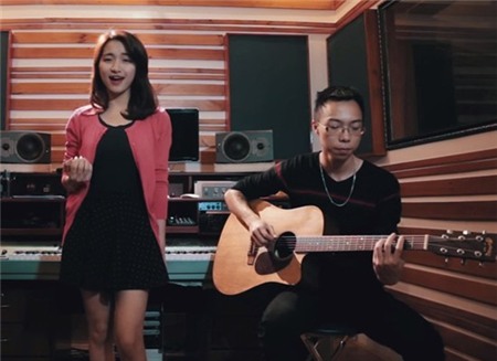 Chuyện tình ồn ào của những sao Việt yêu sớm