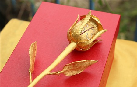 hoa-hồng, vàng-ròng, phụ-nữ, 8/3