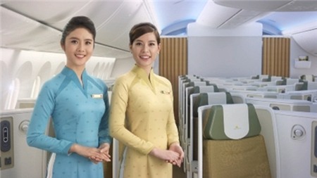 Hình ảnh: Trái chiều ý kiến về đồng phục mới của Vietnam Airlines số 2