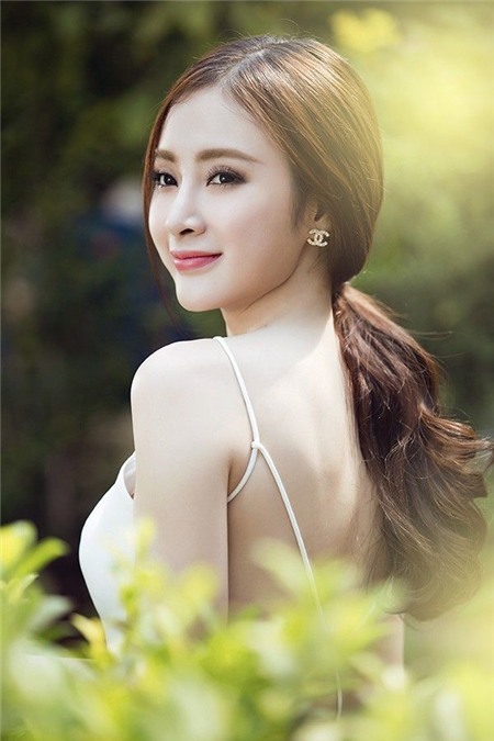 Hình ảnh: Những Sao Việt vẫn hot mặc kệ scandal bủa vây số 13